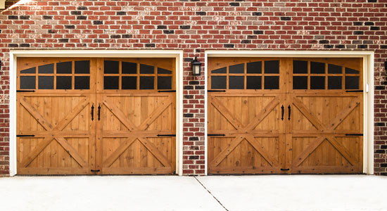 Wood Garage door series 7400