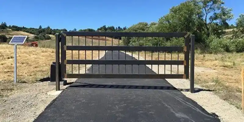 Driveway gate on a rural driveway