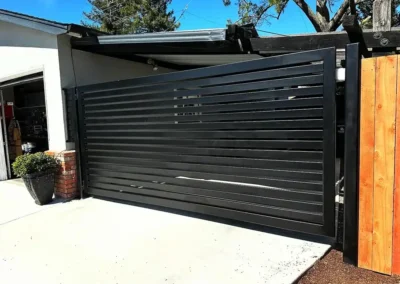 Residential driveway gate